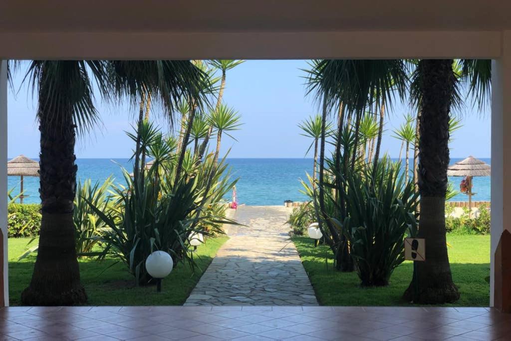 Moriani-Plage : Residence En Bord De Mer Сан-Николао Экстерьер фото